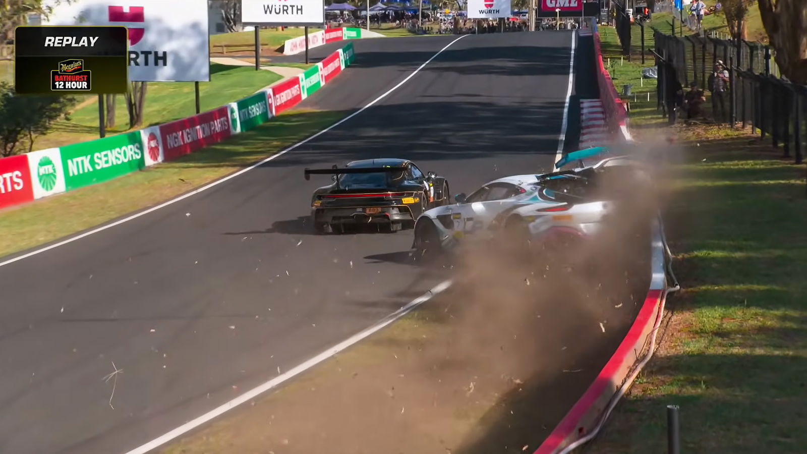 Awkward clash ends Bathurst 12 Hour practice early