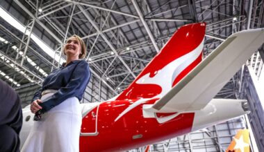 Qantas starts Wellington-Brisbane flights on new Airbus A220