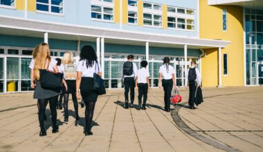 Can putting non-teachers into struggling schools fix them?