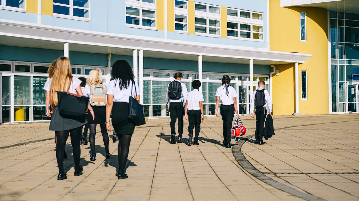 Can putting non-teachers into struggling schools fix them?