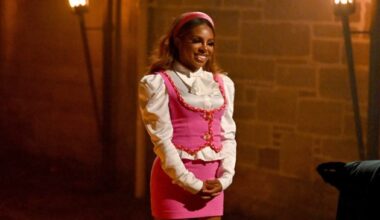 Candiace Dillard Bassett says there's a cult mentality on The Traitors