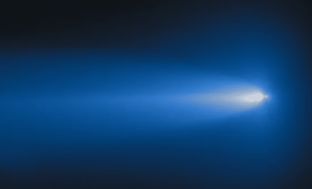 Comet K1 Breaks Into Pieces In Breathtaking New Telescope Shots