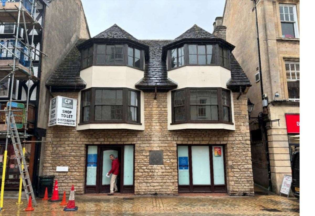 Clarendon Fine Art will open in former Halifax bank, Stamford, on February 20