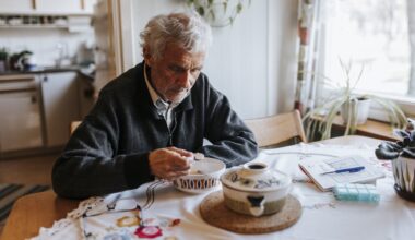 Strong chewing ability helps cut risk of frailty, study finds