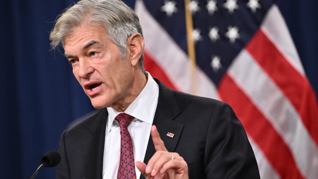 PhRMA forum shows industry divide between Dr. Oz, Marty Makary