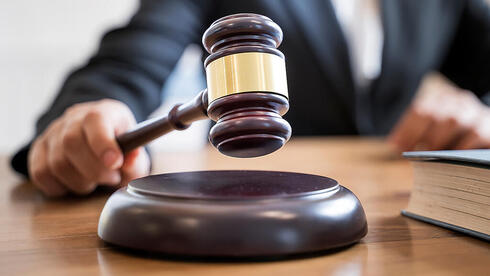 Widow loses inheritance after challenging tycoon’s ‘one shekel’ no-contest will