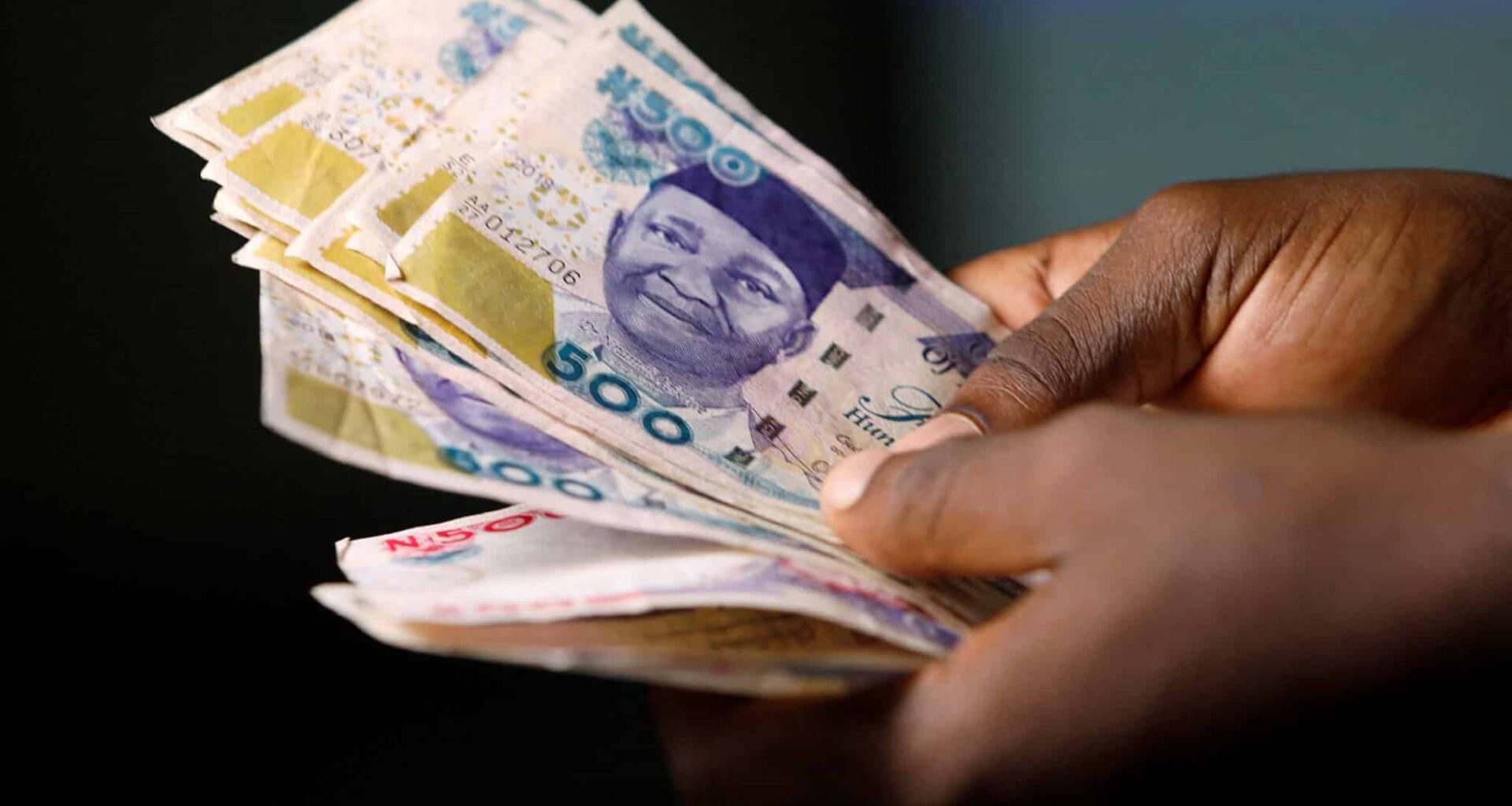 Nigeria's currency expected to stay on the front foot