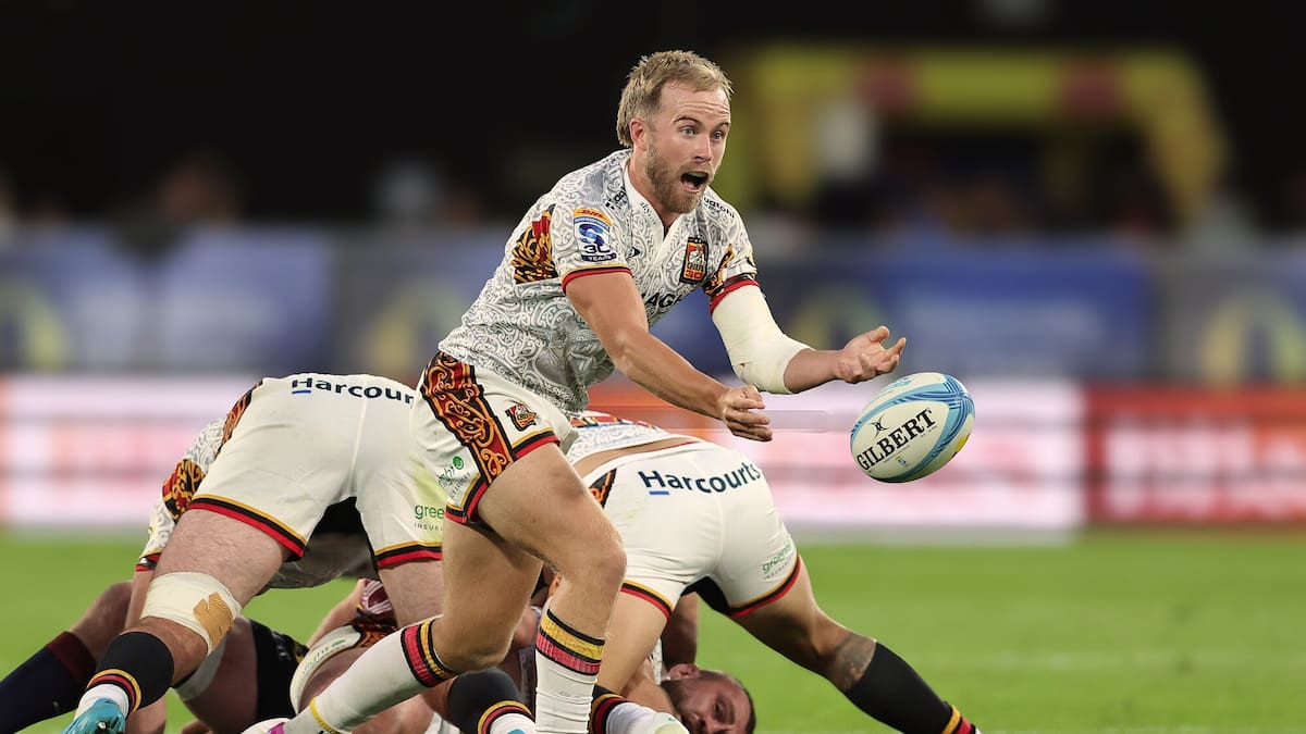 Chiefs halfback Xavier Roe marks 50th game in home Crusaders clash