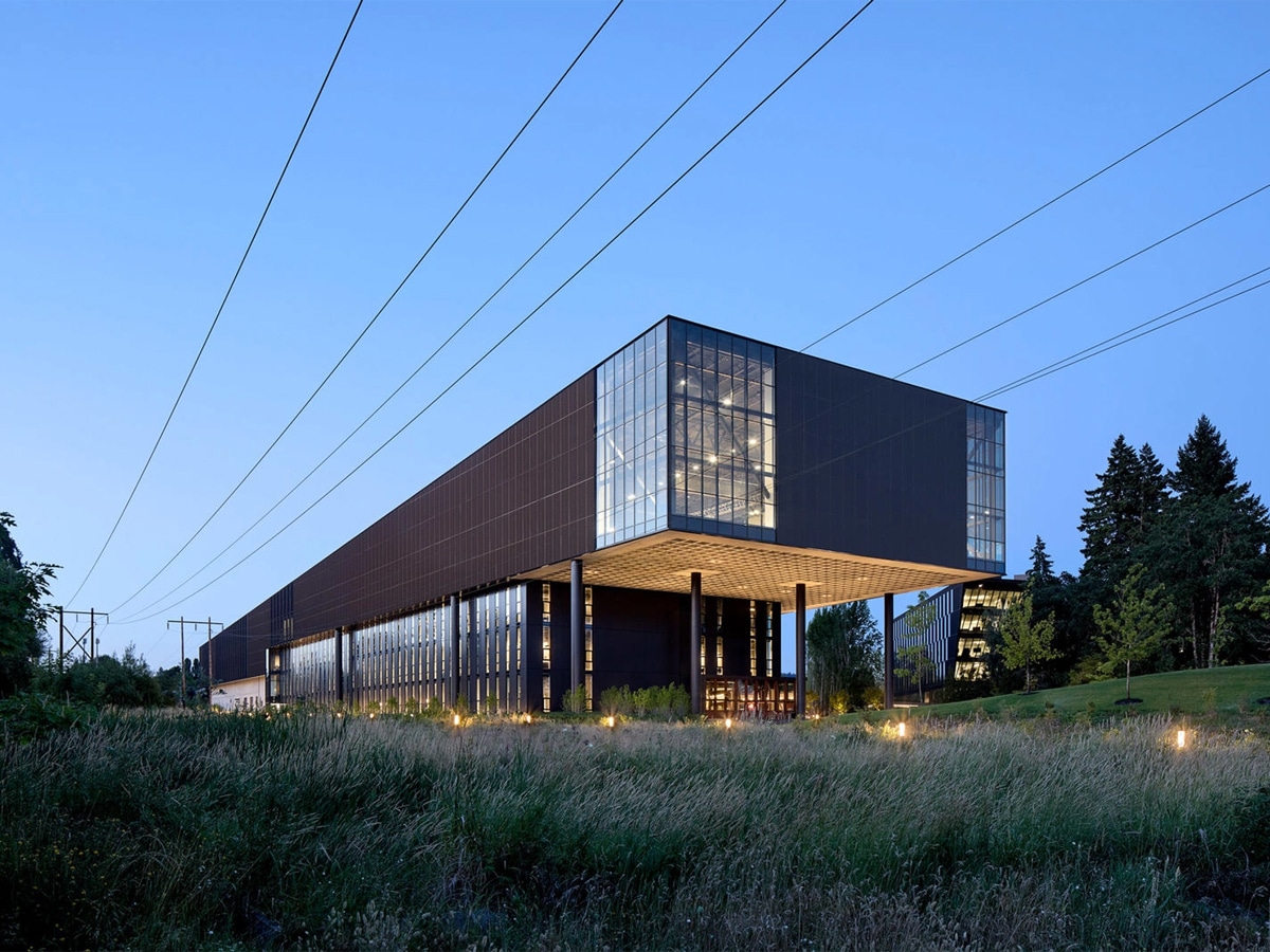 Lebron james building 3