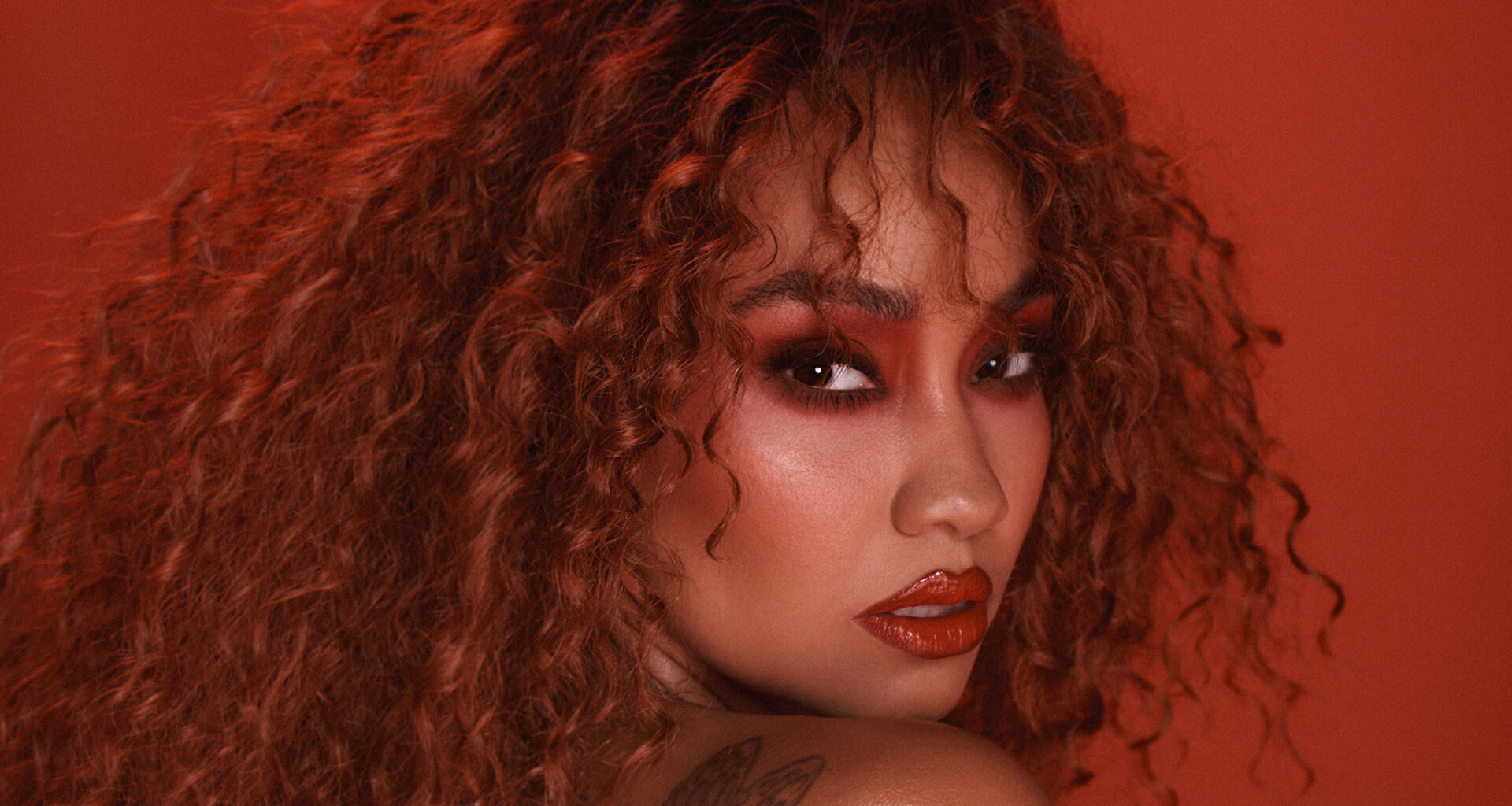 "You're not going to tell me the kind of artist I should be. I know who I am"