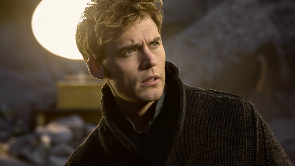 Hunger Games Star Sam Claflin Got Body Dysmorphia From Shirtless Scenes