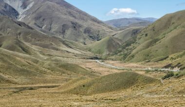 State Highway 8 Lindis Pass reopens after serious single-car crash