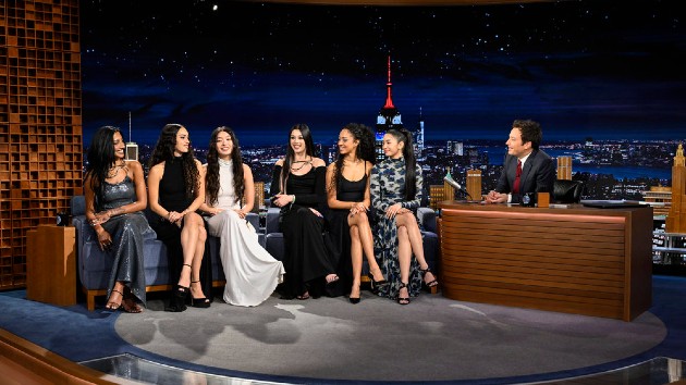 M katseyeonfallon 020526