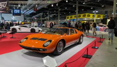 Frank Sinatra reportedly had an infamous phrase to describe why he chose a Lamborghini over a Ferrari