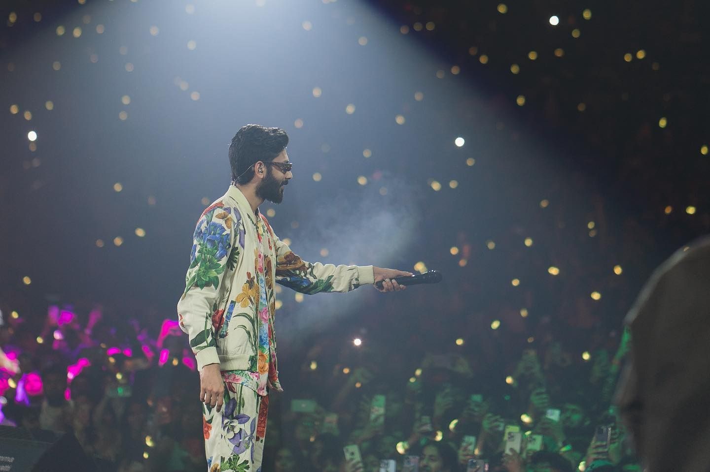 Music Director Anirudh-Anirudh facing his audience.jpg