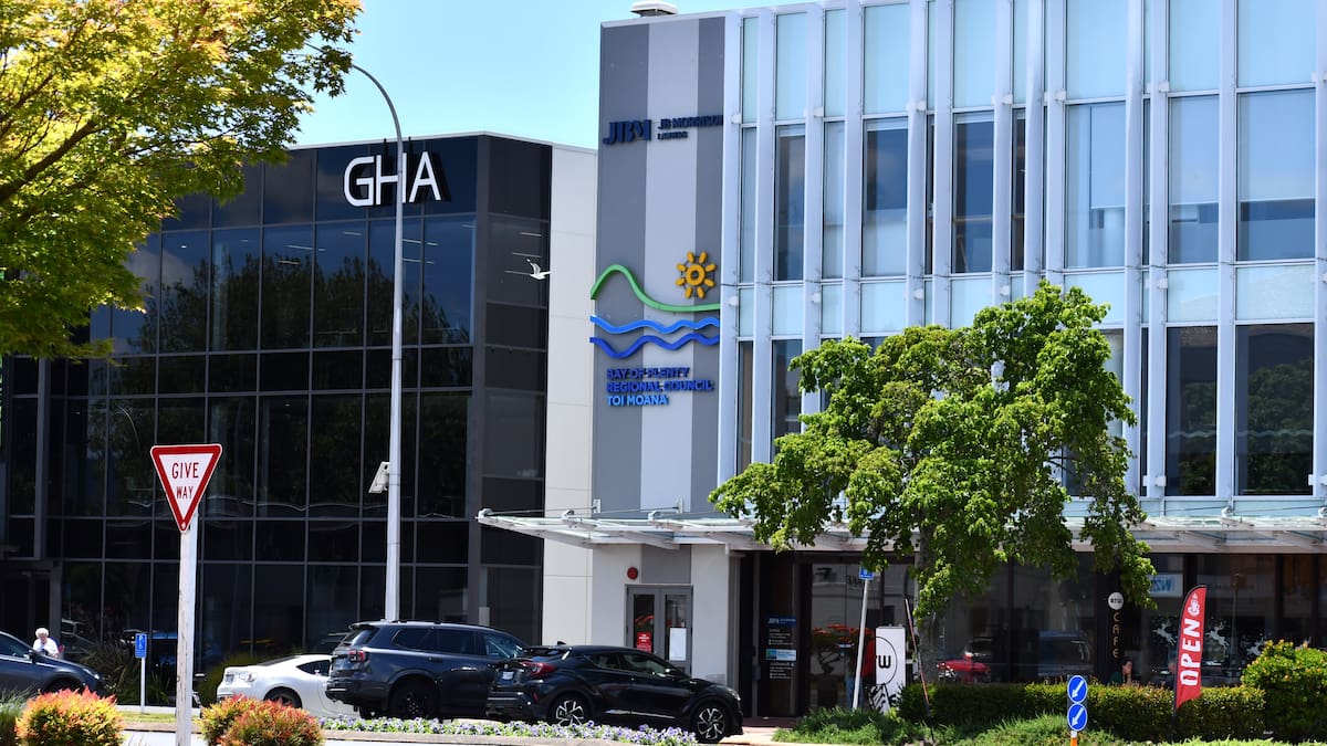 Bay of Plenty regional councillors debate local government reform proposal