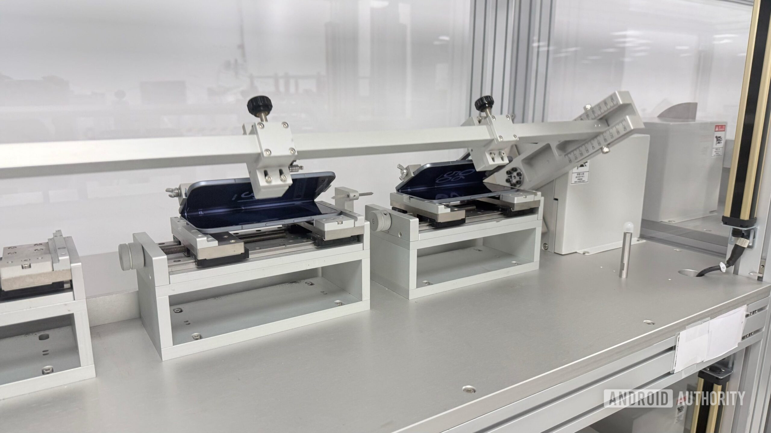 Pixel 10 Pro fold folding test durability pixel labs