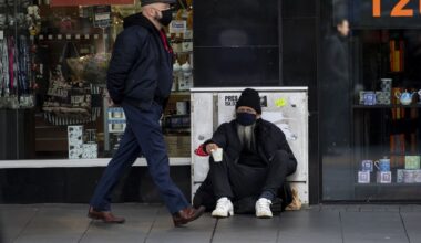 Government move-on orders: Police to target begging and rough sleeping