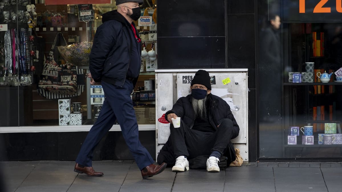Government move-on orders: Police to target begging and rough sleeping