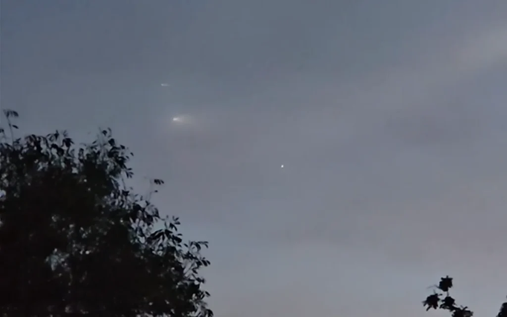 One man in California filmed a strange white light flying perpendicular to the SpaceX Falcon 9 rocket, and asked social media if it was a meteor