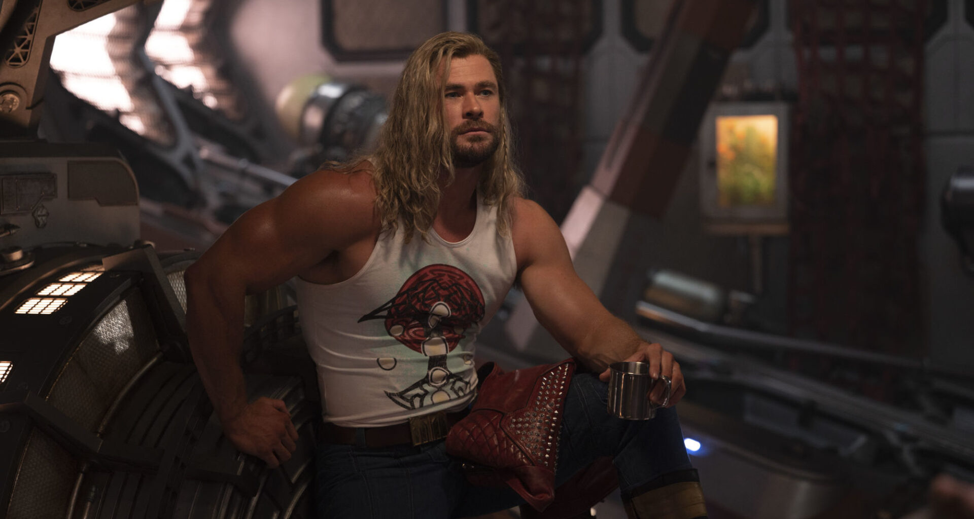Chris Hemsworth Reflects on Reactions to Thor: Love and Thunder