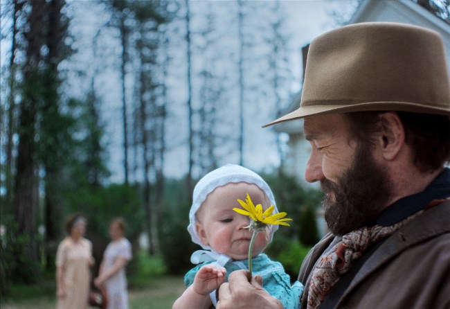 TRAIN DREAMS, Joel Edgerton, 2025. © Netflix / Courtesy Everett Collection