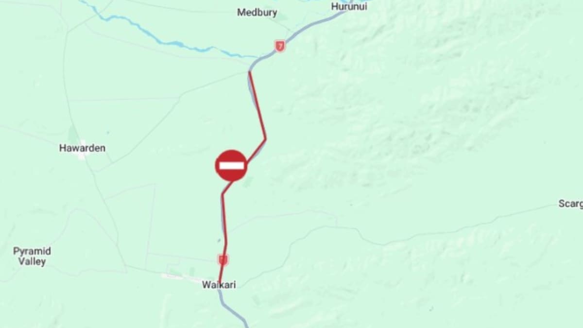 Four trapped, two seriously injured in North Canterbury State Highway 7 crash