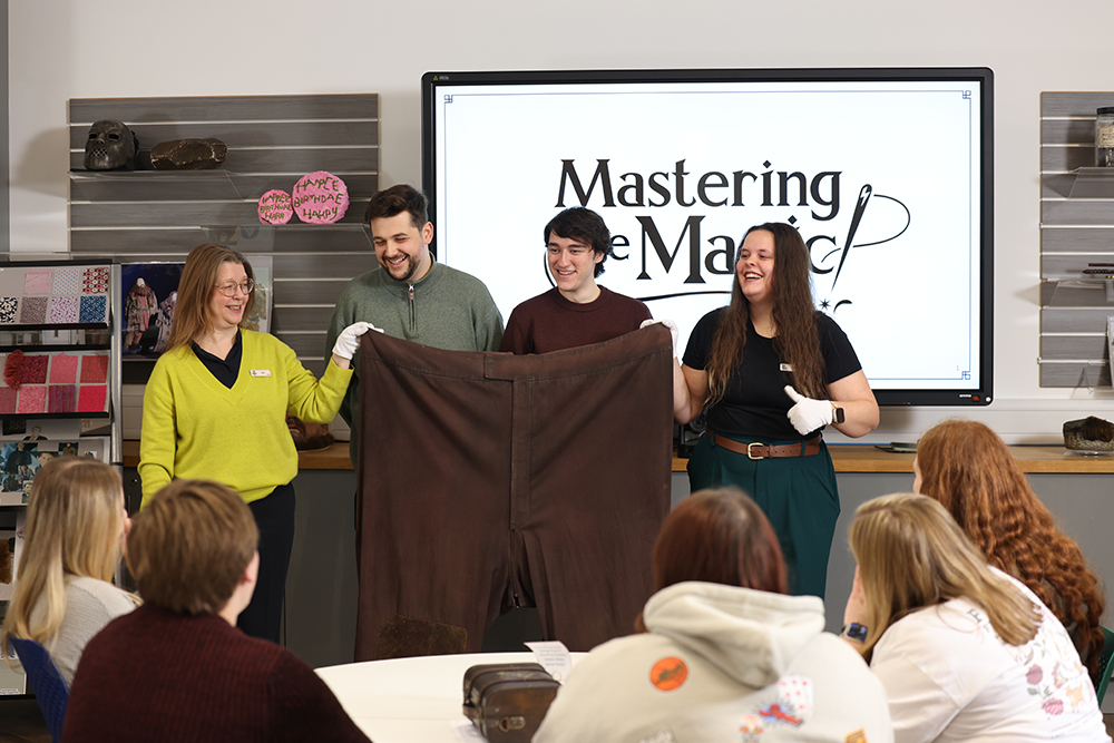 WBSTL-mastering-the-magic-hagrids-trousers-web-landscape