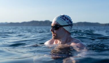 Jono Ridler: Shark encounters, injuries and connection in 1350km swim for the ocean