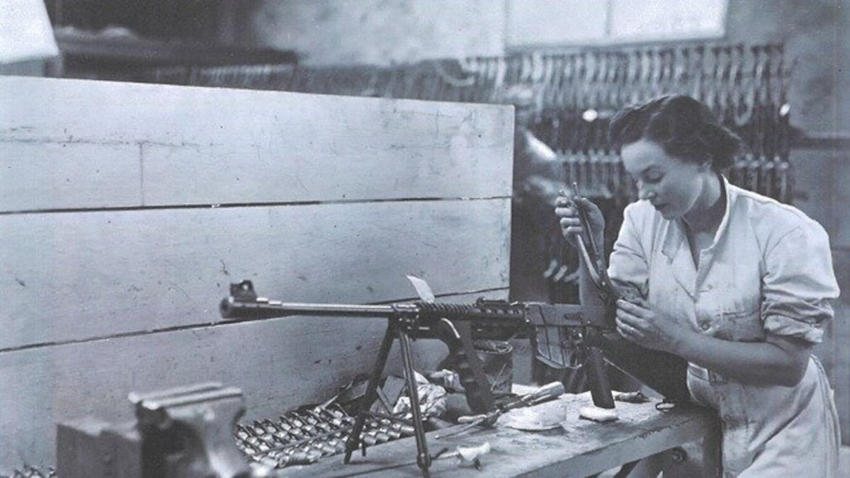 Hawke’s Bay’s forgotten WWII gun factory: New book tells Charlton rifle story