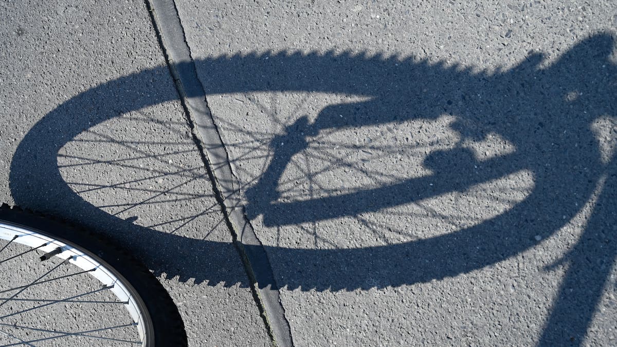 Man first on the scene of e-bike accident says rider faceplanted, suffered traumatic injury