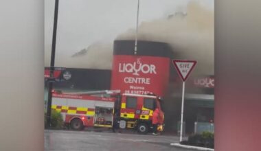 One injured, roads close as crews battle Wairoa liquor store blaze