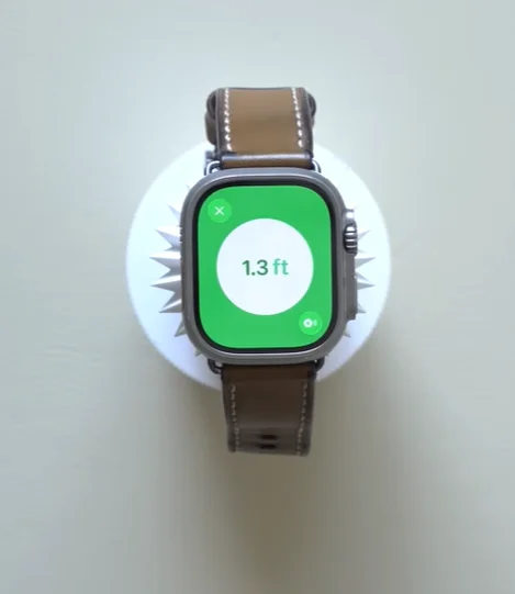 A US tech creator reveals a simple AirTag setup trick Apple doesn’t explain, plus a small habit that makes trackers far more useful day to day