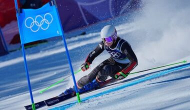 Robinson misses medals, snowboarders top qualifying