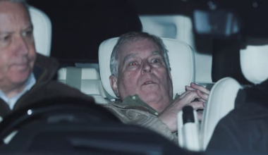 Photographer describes capturing viral Andrew photo