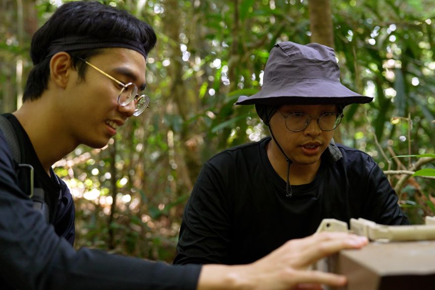 Chin Weng Yuen, wildlife analyst, and Adrian Cheah Chor Eu, assistant project coordinator at Panthera.