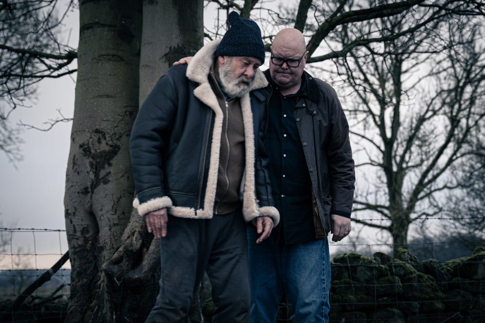 bear wolf, paddy kirk, emmerdale