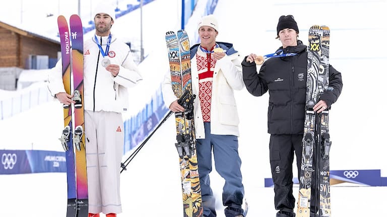 Birk Ruud of Team Norway takes 1st place, Alex Hall takes 2nd place, Luca Harrington of Team New Zealand takes 3rd place.