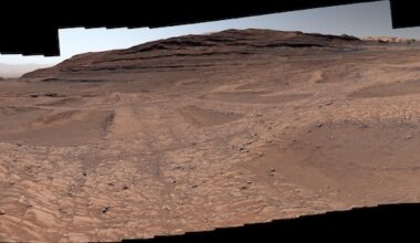 Giant ‘spiderwebs’ on Mars reveal surprising water clues