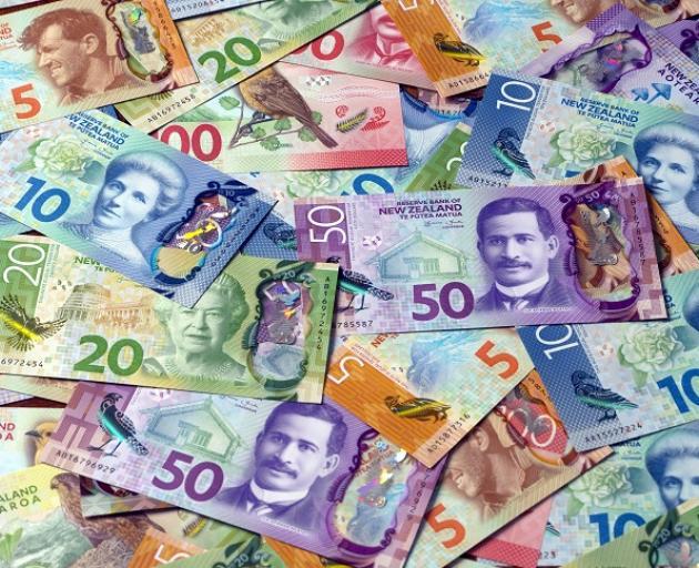 Christchurch couple fight to keep $200k found in ceiling