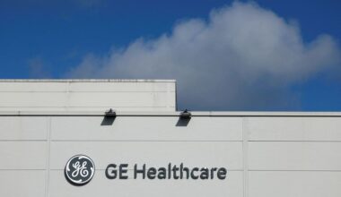 GE HealthCare forecasts 2026 profit above estimates on strong demand for medical devices