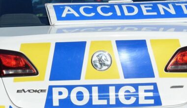 Three injured in crash near Omarama