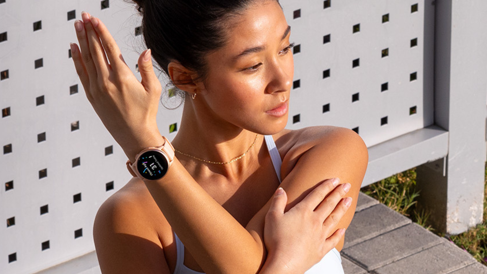 Person wearing Garmin vívoactive 6