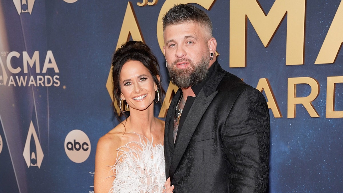 Brantley Gilbert on the red carpet