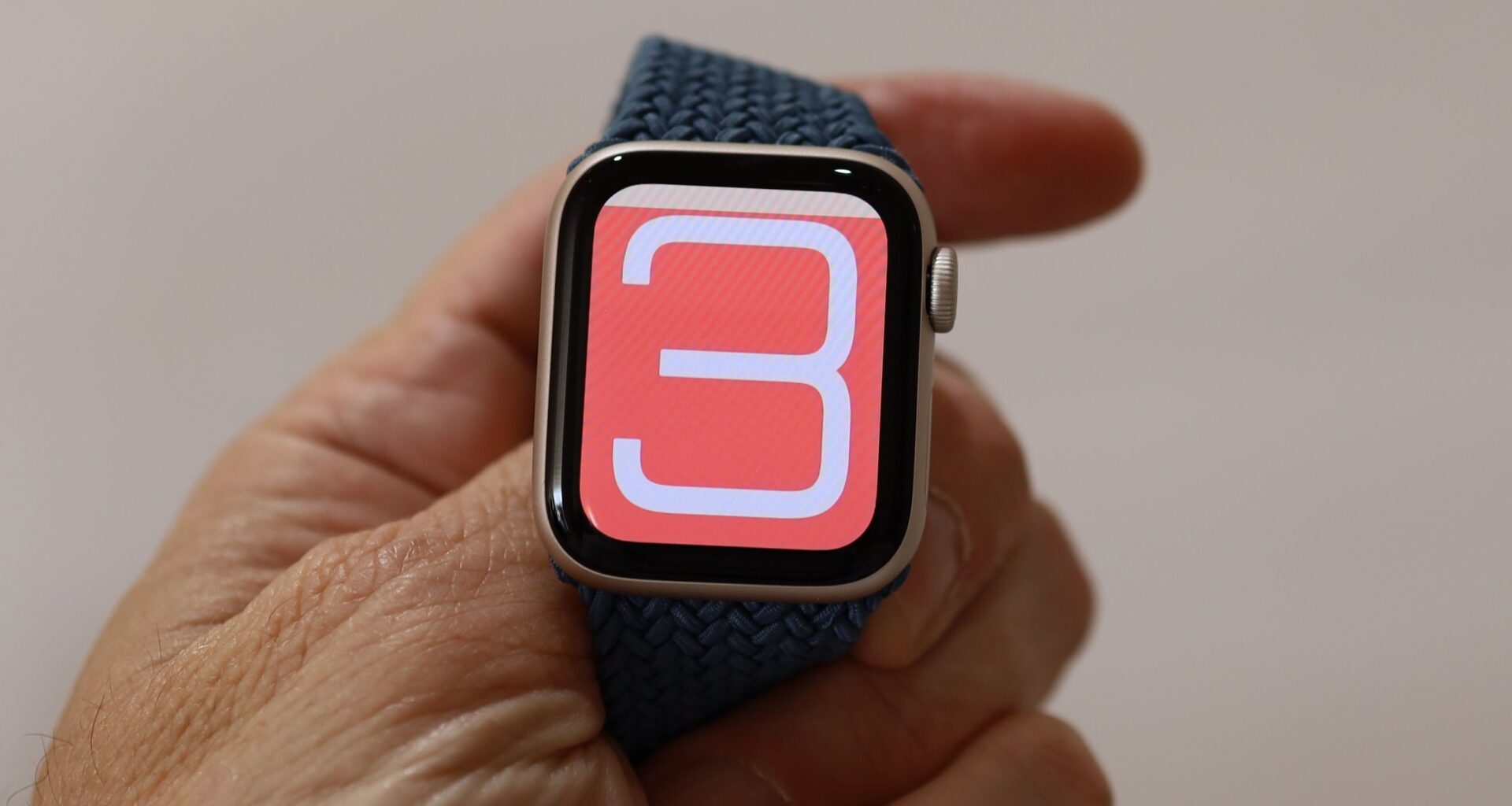 Skip the Apple Watch 11 — I tell everyone to buy the Apple Watch SE 3 instead, and here's why