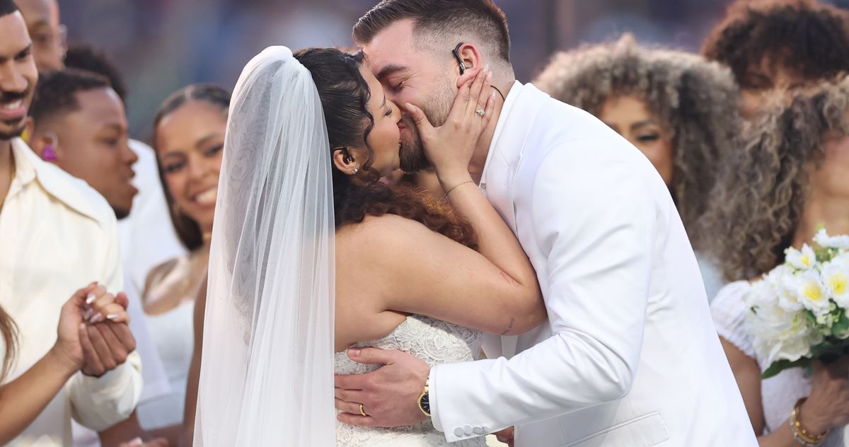 That Was a Real Wedding During Bad Bunny’s Halftime Show