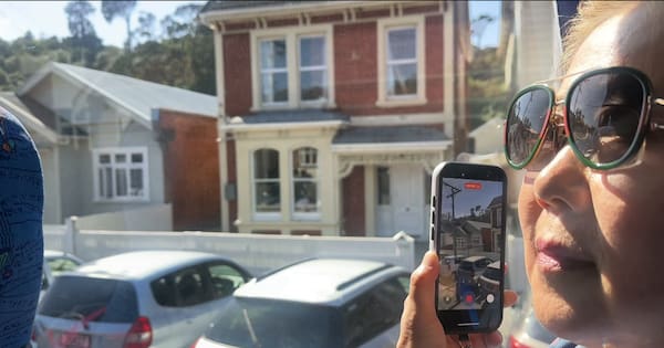 Dunedin's 'notorious' Castle St becomes attraction for international tourists