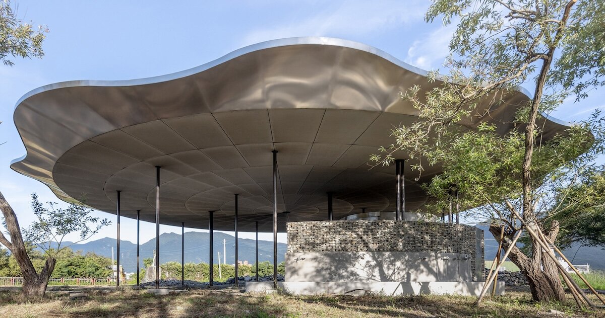 cycling station by Studio APL floats next to taiwan's dapo pond