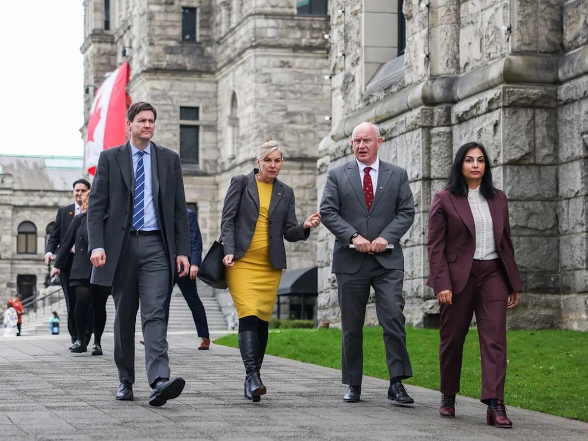 Vaughn Palmer: NDP loan fund another blank cheque for B.C. cabinet ministers