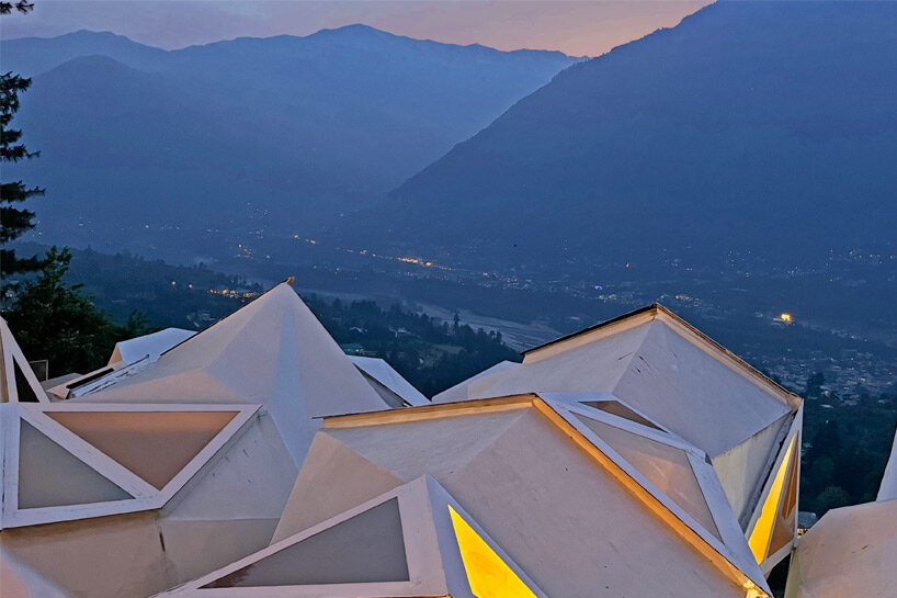 eila by MOFA studio realizes biomorphic art retreat in india through fluid architecture